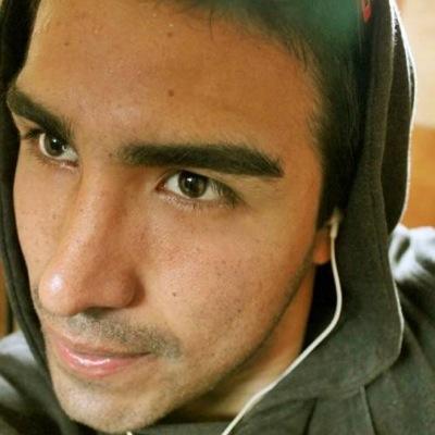 Estudiante de diseño grafico en la UAM. Amante del soul y de un. uen vino.