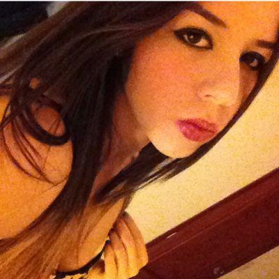 Cuando la mujer decide olvidar y comenzar de nuevo, es porque su corazón se canso de esperar, de callar y de intentar.