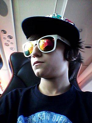 Spanish GAMER of Ps3, listen DubSteP, And have SW4G xD, Avicii, David Guetta, Skrillex