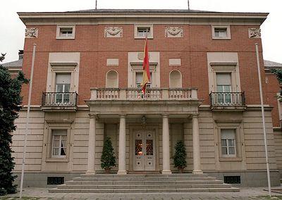 Si dirigiese España... No metería tanto la pata...