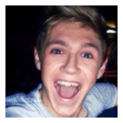 WlSHFULLNIALL's profile picture. I gave you a free follow so can you please go follow @issxes ☺️