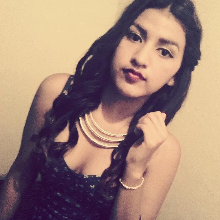 Saber que eres amado por alguien, hace que cada mañana valga la pena levantarse.