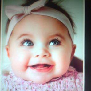 amiraa22689951's profile picture. 