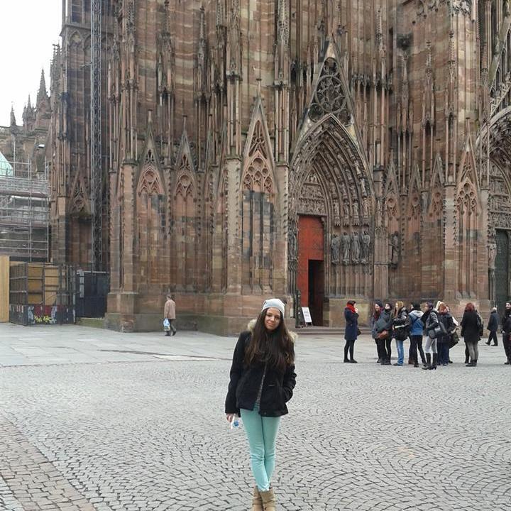 SofiaAraujoooo's profile picture. Forever is a long time, make sure to spend it with someone that makes you laugh.

Student