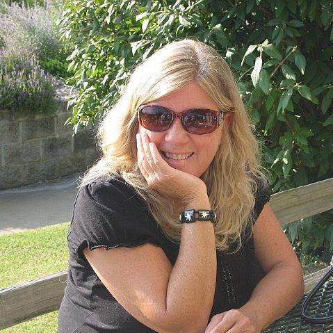 BessAngie's profile picture. 