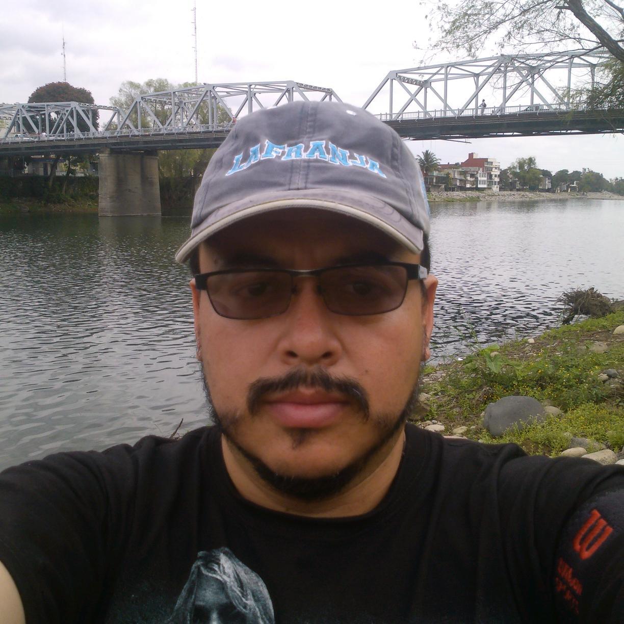 RafaCervantesL's profile picture. 