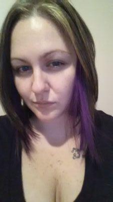 brokenchelle's profile picture. loud music. BEATZZZ. hair. yes and lots more things.  just be yrself yo.