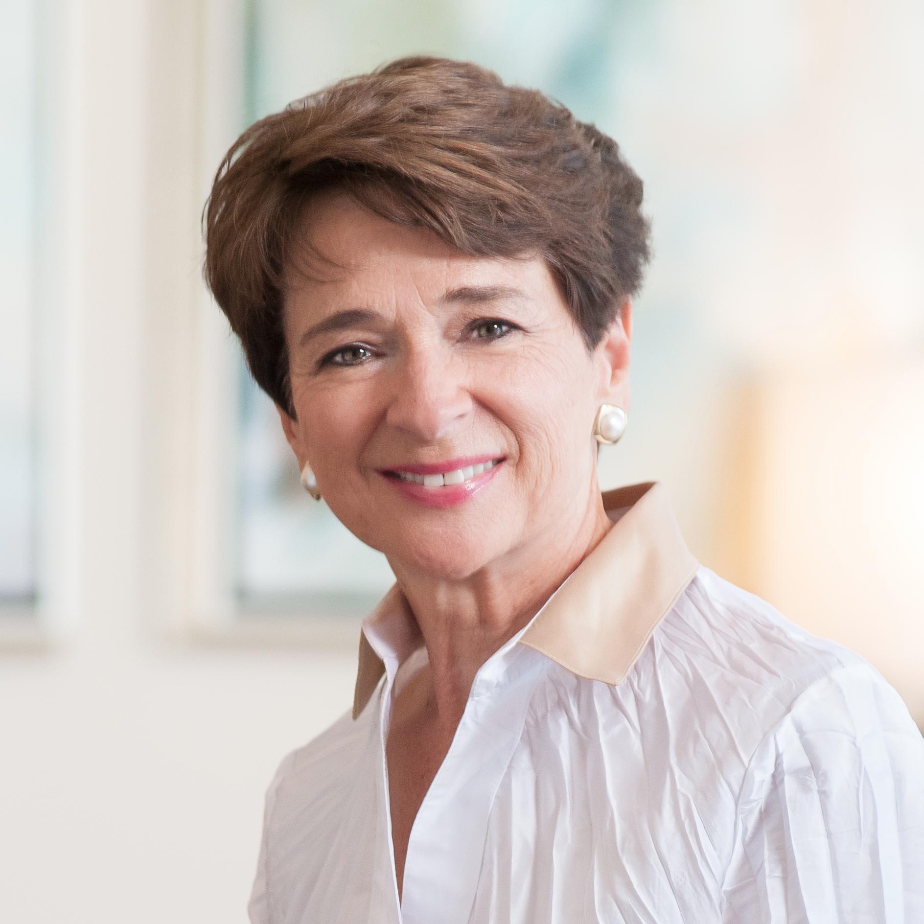 Owner/President of Candy Swick & Company.  Real Estate Professional for over 30 years. Noted for setting the standard for quality in Real Estate in Sarasota.