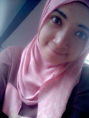 Path : Fitriani Ahmad, Instagram : fitrianipopopit, Facebook : Popo Pipit, Line : fitrianiahmad27