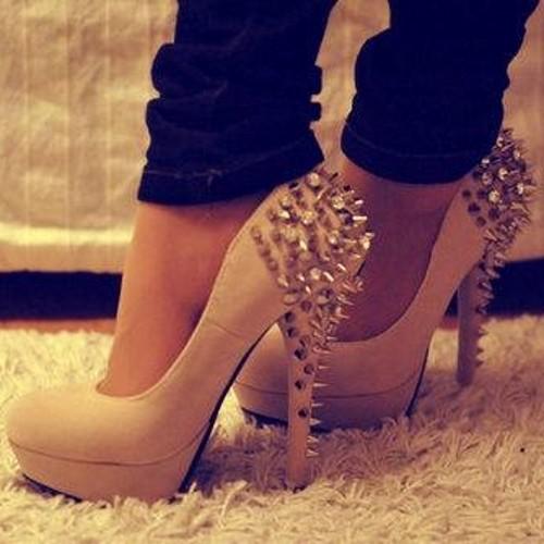 FipomoiUsa's profile picture. 