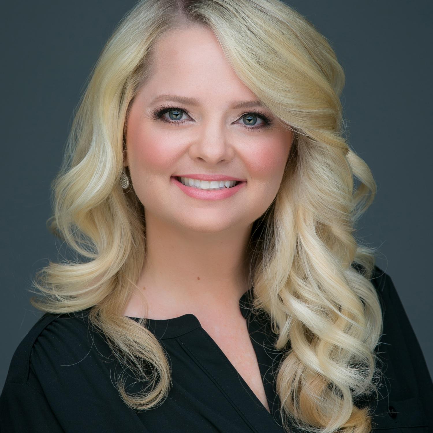 Entrepreneur. Author. Speaker. Kindness Seeker. All-In Mom. Dream Achiever. #CreatingHappiness Movement