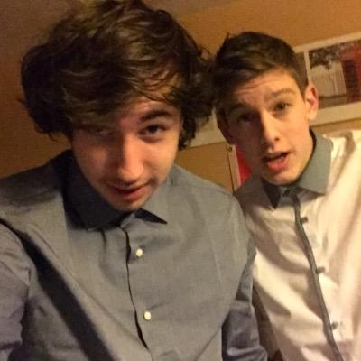 New hosting duo from South Wales. both 17/18 hoping for the opportunity to host shows.