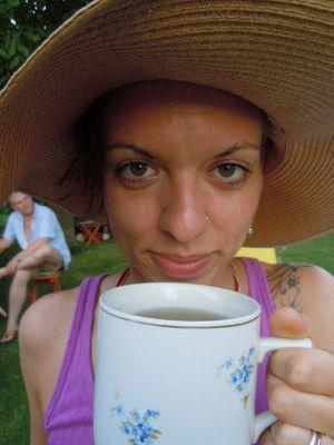 Diamond Way buddhist
Loves coffee
Life is full of simple pleasures
