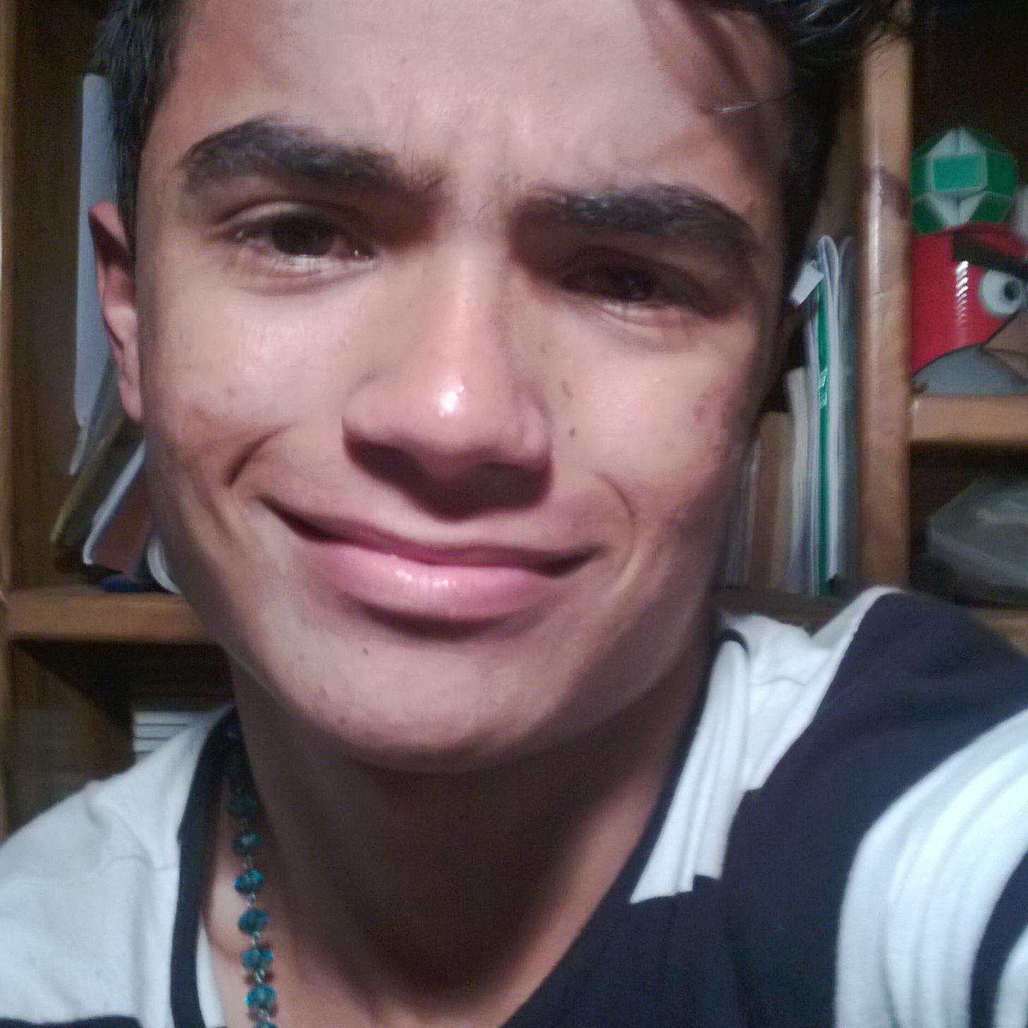 Facebook :http://t.co/nQdVfp79uQ  Youtube :http://t.co/odWhCeUiBv…