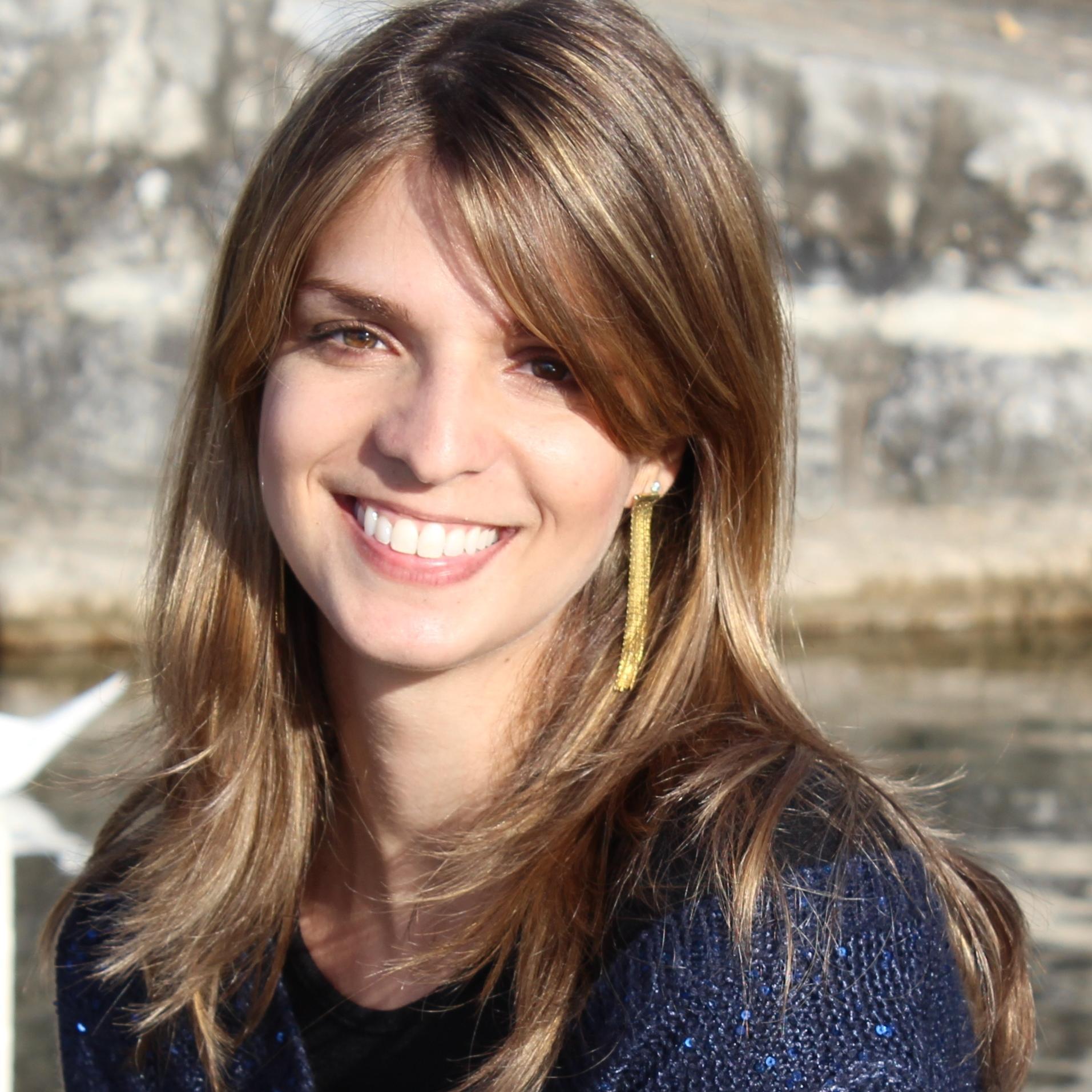 Christian, Wife, Mother, Writer & Dietitian.