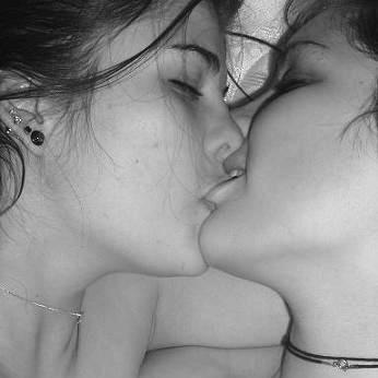Lesbian gifs and pics. 18+ look at your own risk