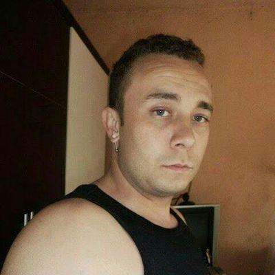 deckjm57's profile picture. galo