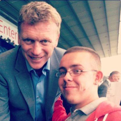 23 y/o --- love pnefc --- hate blackpool fc ---- the walking dead --- travelling the world----- tattoos