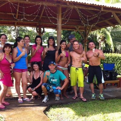 Somos una finca agroecologica de 10 hts ubicada en Cariari de Guapiles,Costa Rica.Alquile nuestra cabana y disfrute de nuestra piscina, instalaciones y animales
