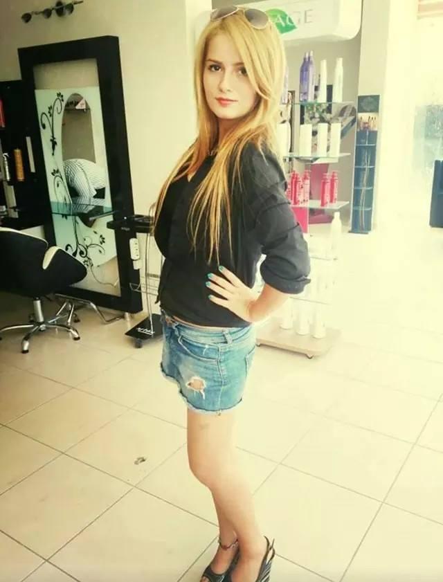 Ling_9985's profile picture. 