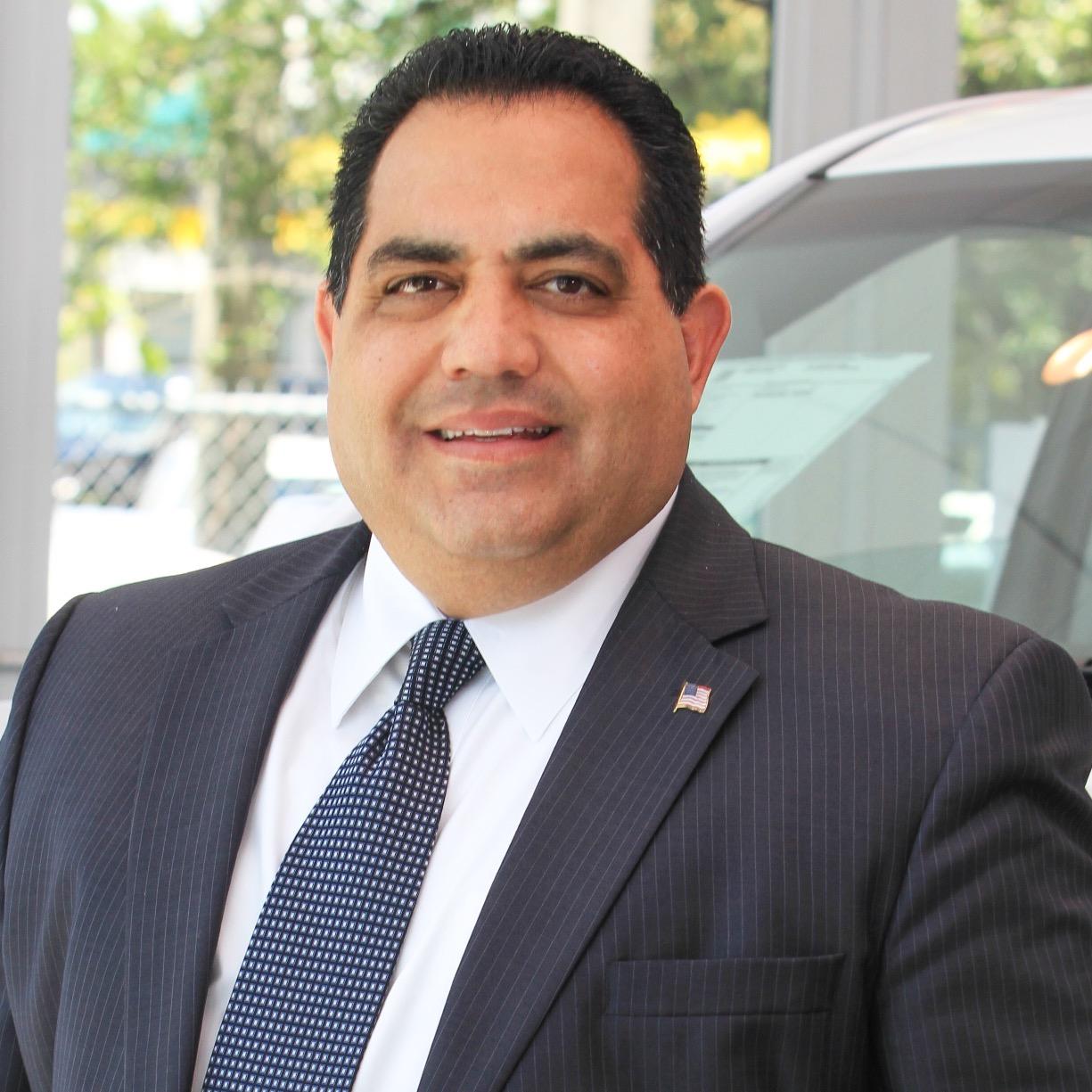 General Sales Manager at Holman Motorcars Fort Lauderdale | Rolls-Royce | Bentley | Aston Martin | Lamborgini | Bugatti | Lotus | Exotic Pre-Owned