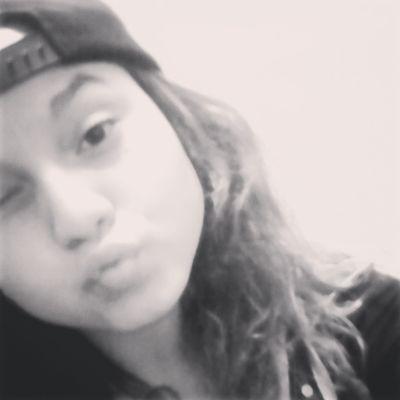 zayn its  mine bitch ®   i love yoou@ZaynMalik i love you ®