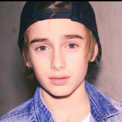 Johnny Followed 9! Lauren followed aug 1 jordyn jones followed aug 13 Hayden Follows