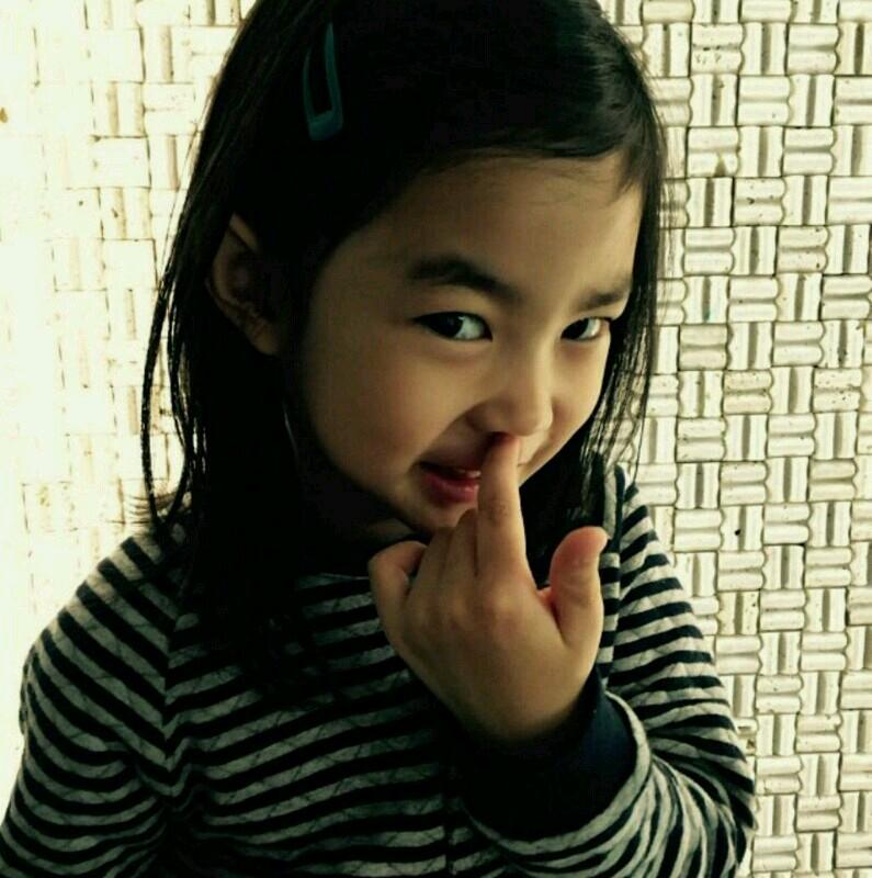 imma swaggie Tablo & Hyejung baby's parody ©2010 • we can talk together w eng/bahasa but u should gimme ice cream first ^_^