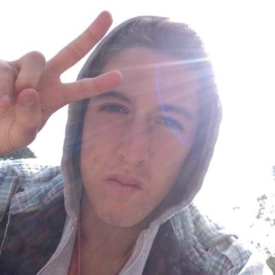 Alex71197's profile picture. 