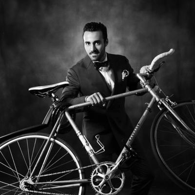 JRokeach's profile picture. CEO @fluencyfirm. D2C master. Growth marketing junkie. Angelino. Consumer. Lover of food, bikes, fashion, & people. Dreamer. Lover. Story Teller.