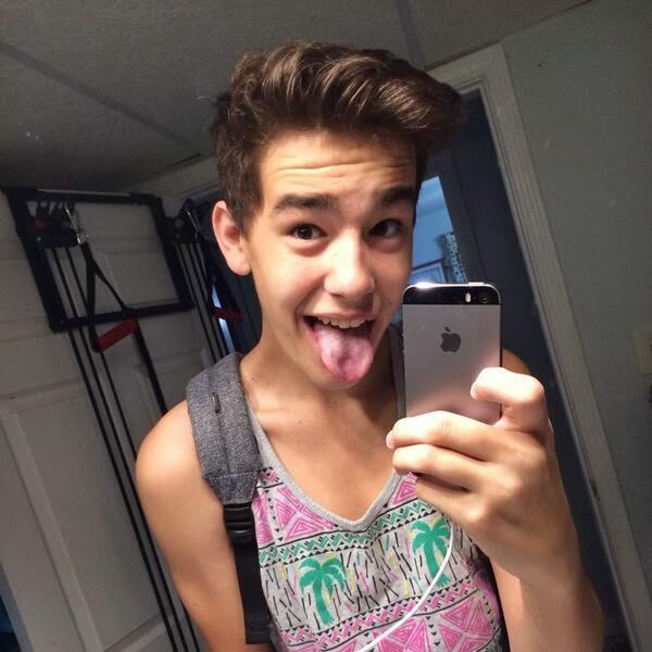 Jacob Whitesides, Nash Grier, Cameron Dallas and Acaptialmusic are love and life ❤❤❤❤||eat, sleep, breath, fan girl||