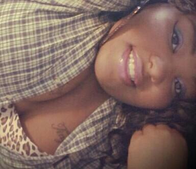bad brown chick go by da name of cocoa #real #bbw #God1st † #proudMom ,, ihustle 4my $ ,dont ask a nigga ish follow me!
