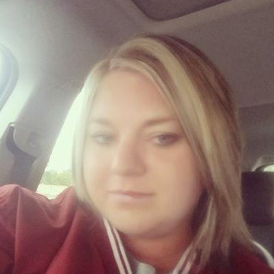 Wife. Stepmother. Animal Lover. HSU Alumna. Alpha Sigma Tau. Psychology major/ Criminal Justice  Minor. Woman with a big  heart and big mouth!