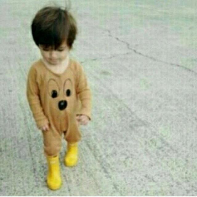 اخشى من عتاب يفهم كرها..ومن صمت يفهم تجاهلا .ومن كلام قد اندم عليه. ومن اهتمام يصبح مزعجا..ومن بقاء بالاسم فقط..!♥̨̥̬̩