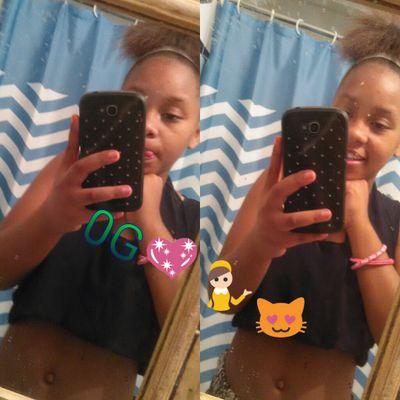 go follow me on instagram @amari_dior__ this is a new twitter so follow me