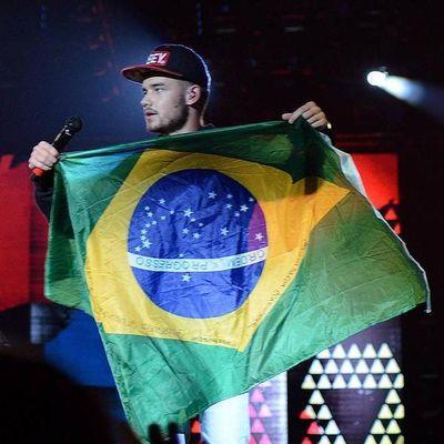 pensando na COXA DO HARRY