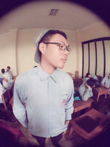 ilham_eror's profile picture. farliana dwi anjani({})