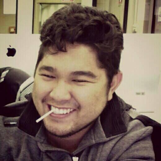 Willianassanuma's profile picture. Eu procurei qualquer desculpa pra não te encarar...