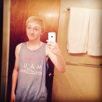 colebrewster33's profile picture. 