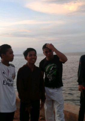 Refki_11's profile picture. You good frend's