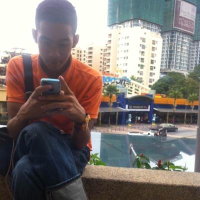 hamzatulafandy's profile picture. manusia biasa bro