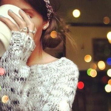 20. College student. Coffee enthusiast. Fittie in training. I live for the simpler things.