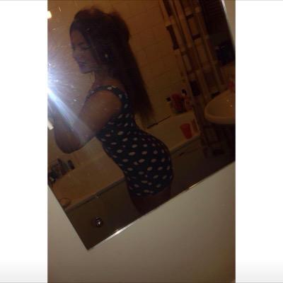 katestweetsx's profile picture. maidstone