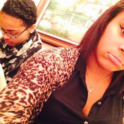 15' 
volleyball
Serenity's my life❤️
~single ✊
kik:Shiahmonae_