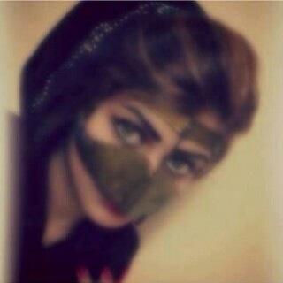 س :جاهل اللي يترك عيونك حزيّنه.
