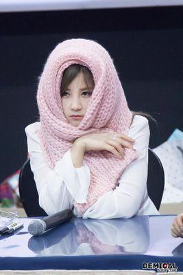 92(93)line 京都住み Apink チョロン、AOA チャンミ、GFRIEND ソウォン、ウナ