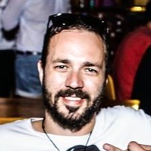 PEEP5HOW's profile picture. UX strategist and designer, creative problem solver, artist, cook, carpenter, dad, husband - now based in TGA, NZ