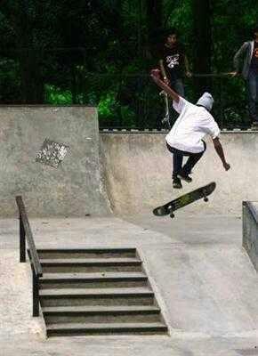 RedyTsaput's profile picture. semua tergantung pada pandangan orang