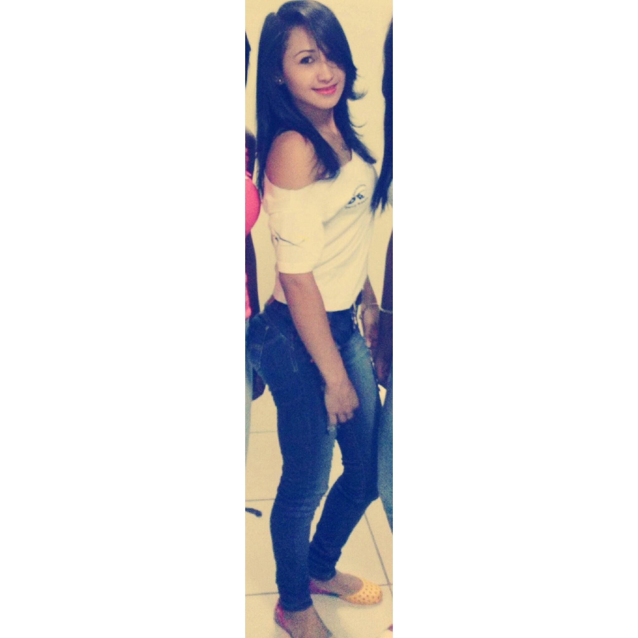 ' o caminho mais fácil, nem sempre é o melhor . *--*