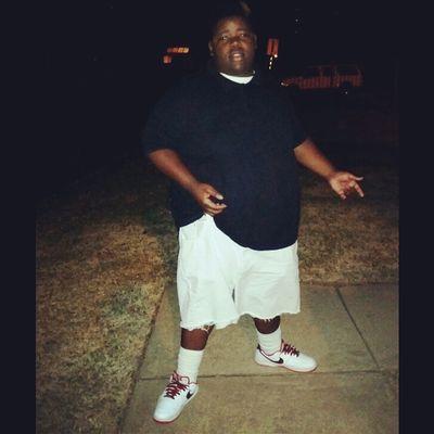 Got ma money on ma mind & got ma mind on ma money && straight chillin